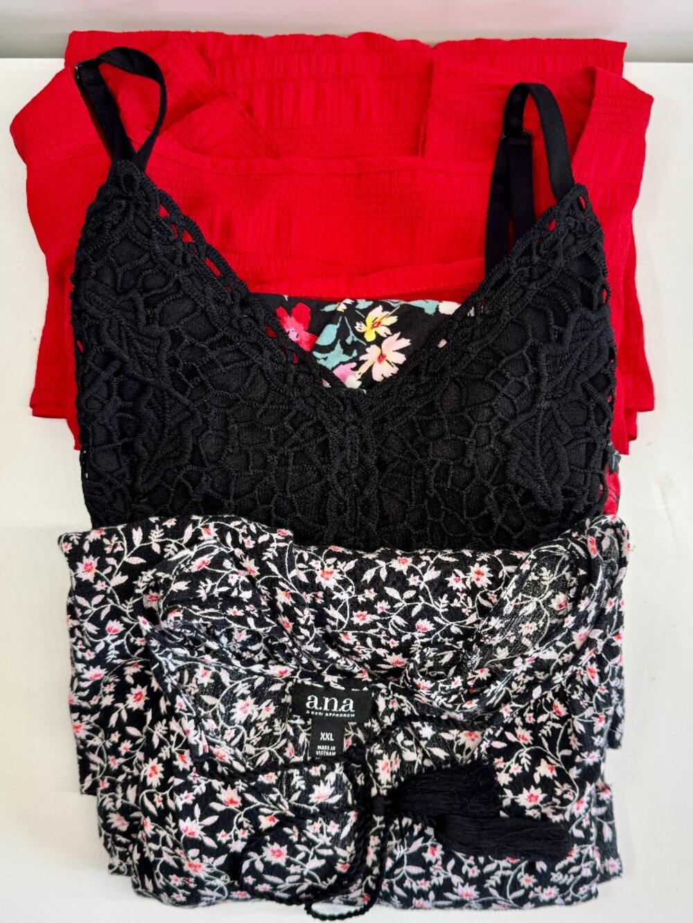 Women’s Top 3 pcs Lot Floral Tassel, Lace Bralette & Red Textured Top (XXL)